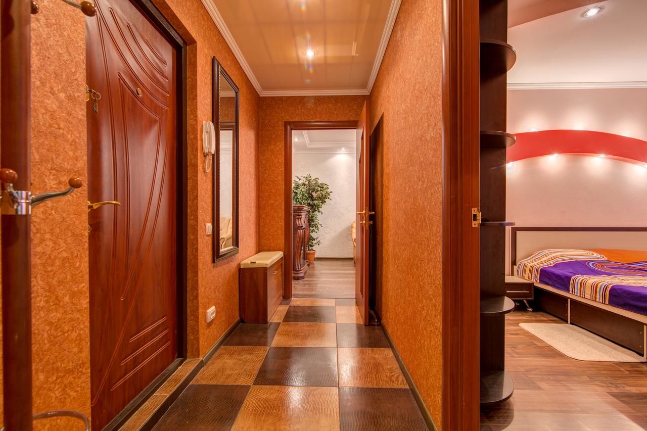 Апартаменты Apartments near the river Днепр-11