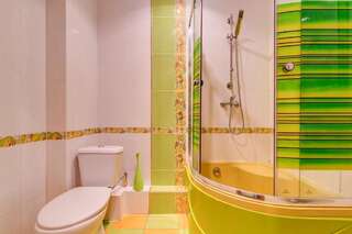 Апартаменты Apartments near the river Днепр Апартаменты с балконом-34