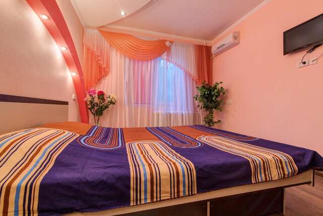 Апартаменты Apartments near the river Днепр-11